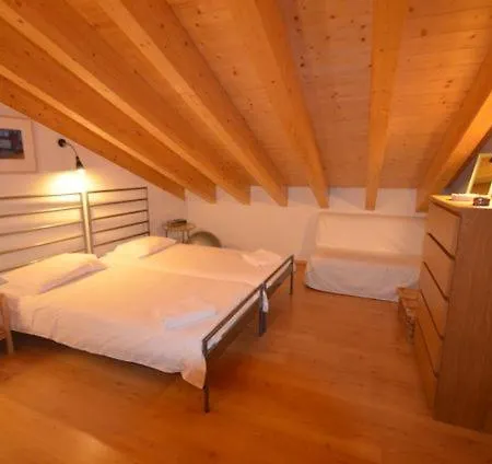 Appartement Au Pied Des Pistes C7, - Modern 3 Bedroom Duplex, Sleeps 8 *