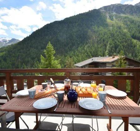 Au Pied Des Pistes C7, - Modern 3 Bedroom Duplex, Sleeps 8 * Grimentz