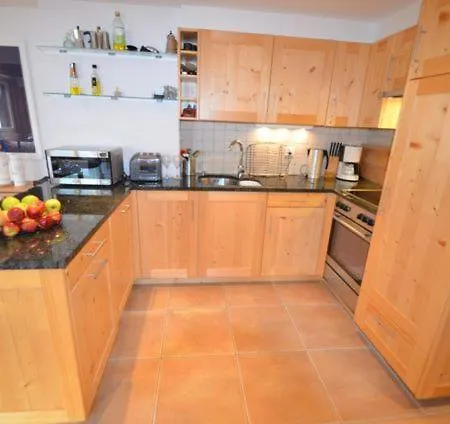 Appartement Au Pied Des Pistes C7, - Modern 3 Bedroom Duplex, Sleeps 8 *